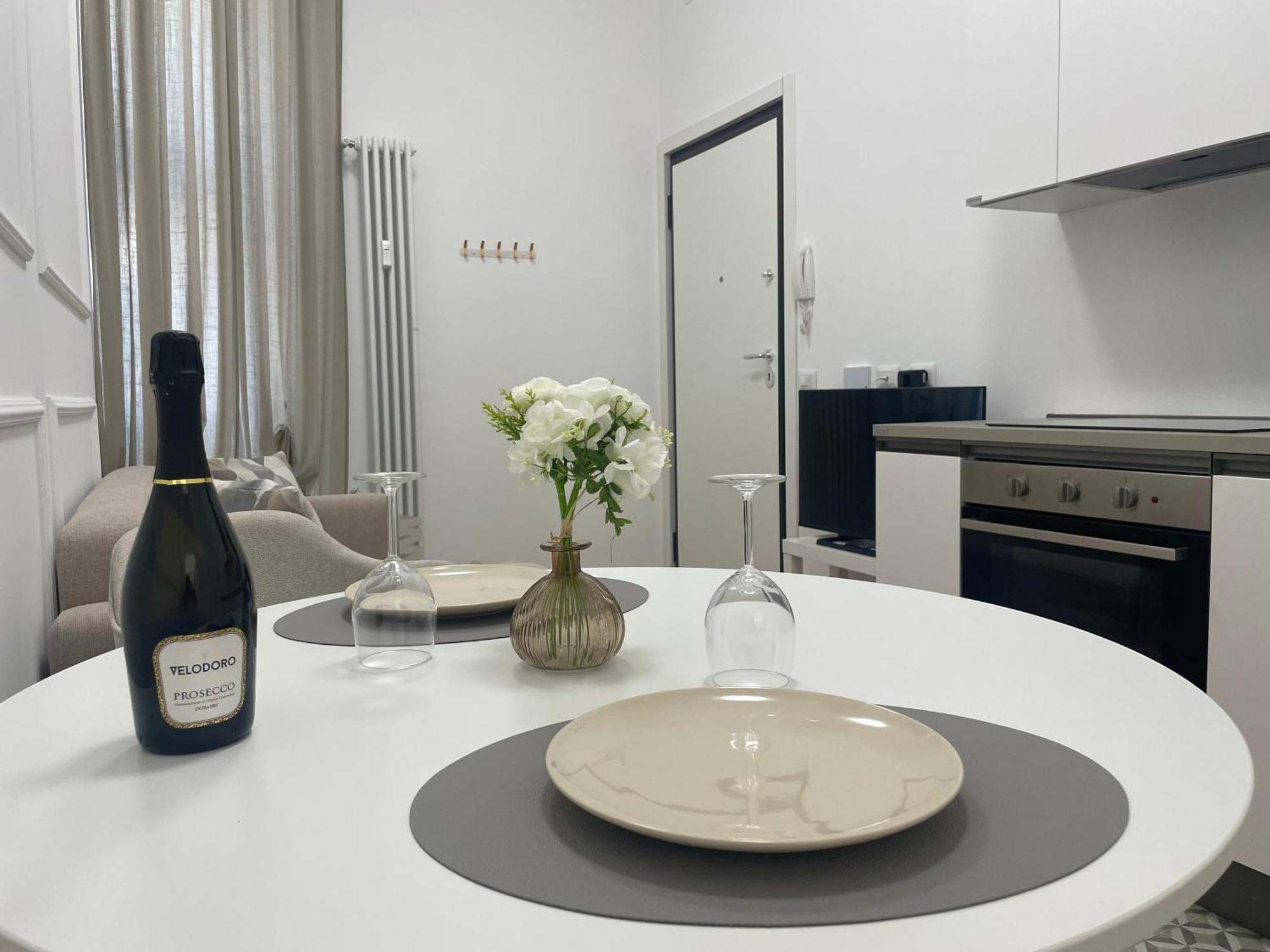 R&R Urban Chic Apartment Бергамо Екстериор снимка